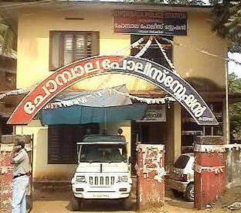 വീണ്ടും അഴിഞ്ഞാടി പൊലീസ്; ക്രൂരമര്ദ്ദനത്തില് ഓട്ടോ ഡ്രൈവറുടെ കേള്വിശക്തി നഷ്ടമായി