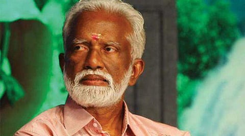 ശുഹൈബ് വധം: പ്രതികളെ ഒളിവില് താമസിപ്പിച്ചത് എകെജി സെന്ററിലെന്ന് കുമ്മനം