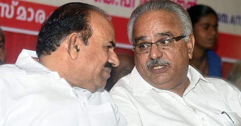 മാണിക്കായി വാതില് തുറന്ന് സിപിഎം പ്രവര്ത്തന റിപ്പോര്ട്ട്; മാണിയെ മുന്നണിയിലെടുക്കരുതെന്ന് സിപിഐ കരട് റിപ്പോര്ട്ട്