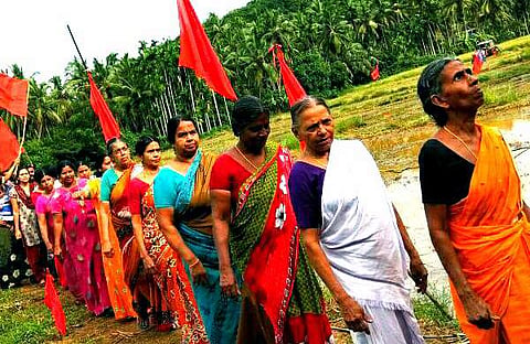 'കീഴാറ്റൂര് പാടത്ത് സിംഗൂരും നന്ദിഗ്രാമും ആവര്ത്തിക്കും'