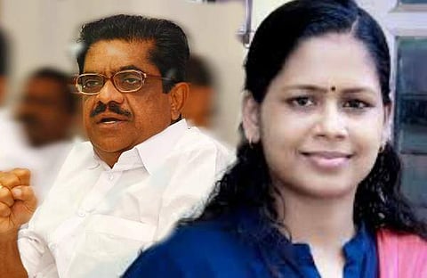 പൊലീസ് മാപ്പുപറയണം; അശ്വതിയ്ക്കെതിരായ നടപടി പകപോക്കലെന്ന് വിഎം സുധീരന്