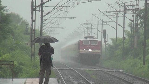 ആറുദിവസം ഇടിമിന്നലോട് കൂടിയ ശക്തമായ മഴ; ജാഗ്രത