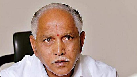 രാവിലെ യെദ്യൂരപ്പയ്ക്കൊപ്പം,വൈകീട്ട് കോണ്ഗ്രസ് ക്യാമ്പില്; സ്വതന്ത്രന്റെ മലക്കം മറിച്ചലില് അമ്പരന്ന് ബിജെപി