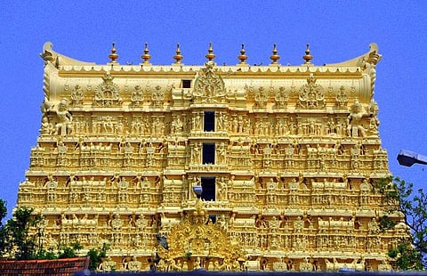 ശ്രീപത്മനാഭസ്വാമി ക്ഷേത്രത്തിലെ അമൂല്യനിധി പ്രദര്ശിപ്പിക്കാന് നീക്കം ; ടൂറിസം മേഖലയില് കുതിപ്പിന് വഴിയൊരുക്കുമെന്ന് വിലയിരുത്തല്