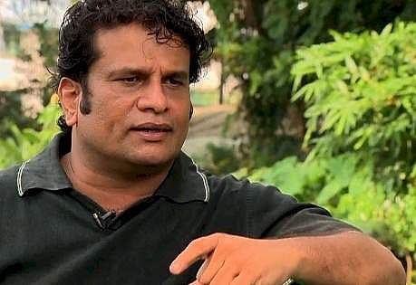 'നാടകവണ്ടിയുടെ ബോര്ഡ് വീണ് ആയിരക്കണക്കിന് ആളുകള് മരിച്ച നാടല്ലേകേരളം'; വിമര്ശനവുമായി ഹരീഷ് പേരടി