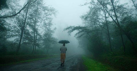 സംസ്ഥാനത്ത് നാളെ മുതല് മൂന്നു ദിവസം ശക്തമായ മഴയ്ക്ക് സാധ്യത