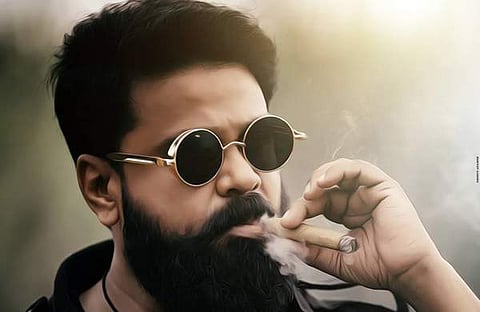 'തോളില് കയ്യിട്ടു നടന്ന ചിലര് ഒറ്റ രാത്രികൊണ്ട് ഇംഗ്ലീഷില് തെറി വിളിച്ചു നടക്കുന്നത് കണ്ടു' ദിലീപ് അറസ്റ്റിലായ ഒരു വര്ഷത്തിന്റെ കണക്കെടുത്ത് ഓണ്ലൈന് കൂട്ടായ്മ