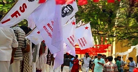അഭിമന്യുവിന്റെ കൊലപാതകം ഒറ്റപ്പെട്ട സംഭവം ; കലാലയ രാഷ്ട്രീയം നിയന്ത്രിക്കാനാവില്ലെന്ന് സര്ക്കാര് ഹൈക്കോടതിയില്