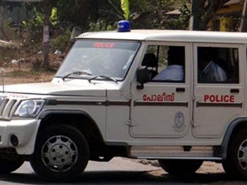 തോക്കുകളും വെടിയുണ്ടകളും കാണാതായിട്ടില്ല; സിഎജിയെ തള്ളി ആഭ്യന്തര സെക്രട്ടറിയുടെ റിപ്പോര്ട്ട്