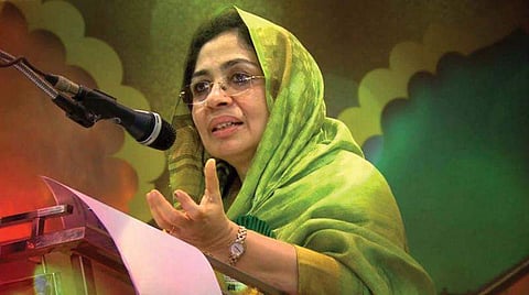 പാദപൂജ: 'നവോത്ഥാനത്തിന്റെ ഈറ്റില്ലവും പോറ്റില്ലവുമായ കേരളീയ സമൂഹത്തെ സര്ക്കാര് വെല്ലുവിളിക്കുകയാണ്'