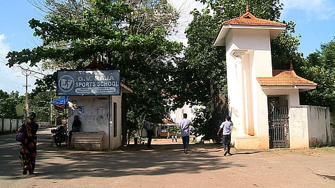 ജിവി രാജയിലെ ഭക്ഷ്യവിഷബാധ : പ്രിൻസിപ്പലിനെതിരെ നടപടി ; കണ്ണൂരിലേക്ക് സ്ഥലംമാറ്റി