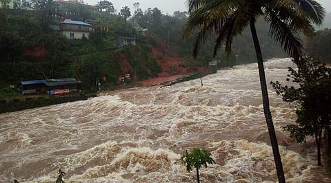 മുല്ലപ്പെരിയാറിലെ ജലനിരപ്പ് 139 അടിയാക്കണമെന്ന് തമിഴ്നാടിനോട് കേരളം; കേന്ദ്രസര്ക്കാര് ഇടപെടുന്നു