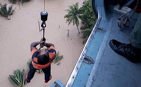 ഹെലികോപ്റ്റര് രക്ഷാശ്രമത്തിനിടെ തളര്ന്നുവീണ വയോധികന് മരിച്ചു