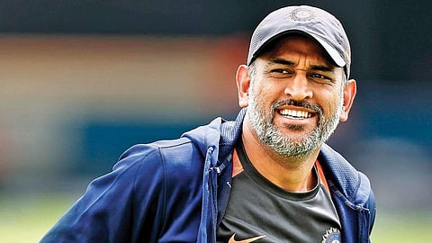 ഫോണെടുക്കാത്തതിന് പിന്നിലെ സത്യം ഒടുവില് ധോണി വെളിപ്പെടുത്തി..