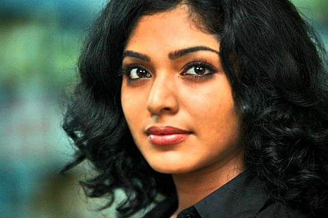 വരും കാലം നമ്മുടെ കയ്യിലാണ്, അതിനാണ് നാം ഇവിടെ അണിചേര്ന്നത്; വനിതാ മതിലില് റിമ