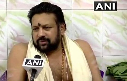 നട അടച്ച് ശുദ്ധിക്രിയ അയിത്താചരണം ; തന്ത്രിക്ക് പട്ടികജാതി-പട്ടികവർഗ കമ്മീഷന്റെ കാരണം കാണിക്കൽ നോട്ടീസ്
