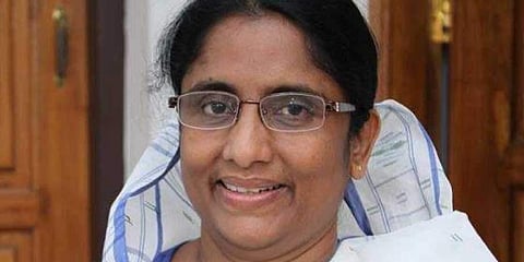 'യുവാക്കളെ അവഗണിച്ചു'; ഷാനിമോള്ക്കെതിരെ യൂത്ത് കോണ്ഗ്രസ് സംസ്ഥാന സെക്രട്ടറി മത്സരത്തിന്, കോണ്ഗ്രസില് പടയൊരുക്കം ശക്തം