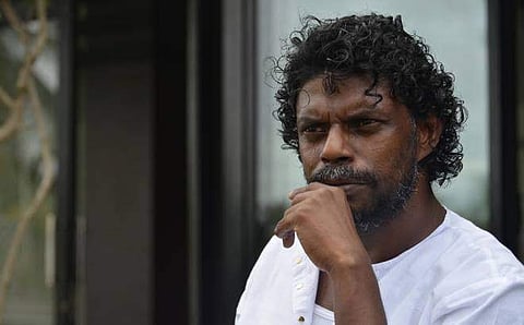 'കുറച്ചു കായല് കൂടി ബാക്കിയുണ്ട്, ഉടന് നികത്തണം കെട്ടോ'; കോര്പറേഷന് പിരിച്ചുവിടണം, ജിസിഡിഎ പൊളിച്ച് കളയണമെന്ന് വിനായകന്