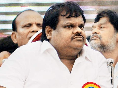 ഛോട്ടാ രാജന്റെ സഹോദരന് മഹാരാഷ്ട്രയില് എന്ഡിഎ സ്ഥാനാര്ത്ഥി