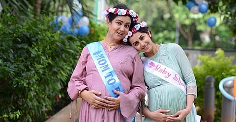 'നിറവയറുമായി' ഉര്വശിയും നിക്കി ഗല്റാണിയും; ബേബി ഷവര് ആഘോഷിച്ച് നടിമാര്, ചിത്രങ്ങള്