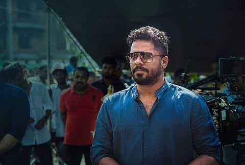 പാര്ട്ടിക്ക് ഒരു ചുക്കും ചെയ്യാന് പറ്റുന്നില്ല;പൊലീസ് ക്രിമിനലുകളുടെയും ബ്യുറോക്രാറ്റുകളുടെയും മേല് നിയന്ത്രണമില്ല: സര്ക്കാരിന് എതിരെ ആഷിഖ് അബു