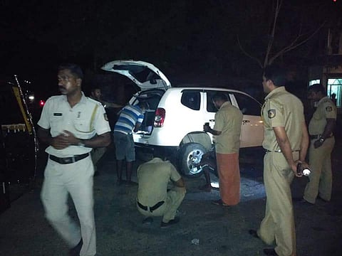 രാത്രി ടയറിന്റെ കാറ്റുപോയി; വഴിയിയില് കുടുങ്ങിയ യുവതിക്ക് 'നിഴല്' രക്ഷയ്ക്കെത്തി