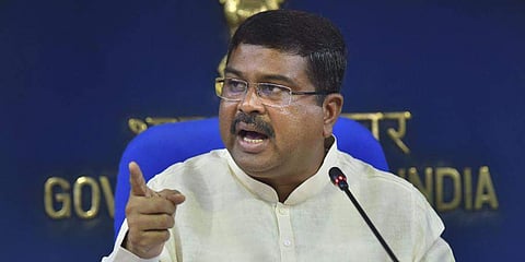 ഇന്ത്യയില് ജീവിക്കണോ?; 'ഭാരത് മാതാ കി ജയ്' വിളിക്കണമെന്ന് കേന്ദ്രമന്ത്രി