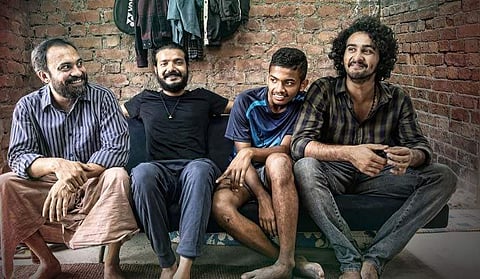 പല തന്തക്കു പിറക്കുക എന്നത് ടെക്നിക്കലി പോസിബിളാണ്; കൈയടി വാങ്ങിയ കുമ്പളങ്ങിയിലെ ആ ഡയലോഗ് തെറ്റ്; കുറിപ്പ്