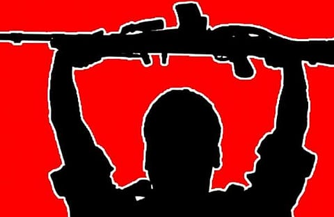 ഭാര്യയെ തല്ലിയ മാവോയിസ്റ്റിനെ നാട്ടുകാര് തല്ലിക്കൊന്നു