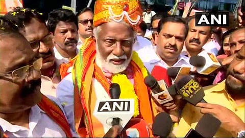 പ്രചാരണ വിഷയം ശബരിമല തന്നെ ; തെരഞ്ഞെടുപ്പ് ഓഫീസര്ക്കെതിരെ പരാതി നല്കുമെന്ന് കുമ്മനം രാജശേഖരന്