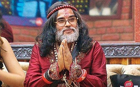 സ്വയം പ്രഖ്യാപിത ആള്ദൈവം സ്വാമി ഓം തിരഞ്ഞെടുപ്പിൽ മത്സരിക്കും; പോരാട്ടം കേജരിവാളിനെതിരെ