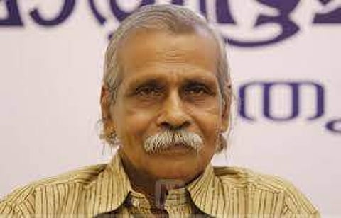 ബസ്സില്: കല്പ്പറ്റ നാരായണന് എഴുതിയ കവിത