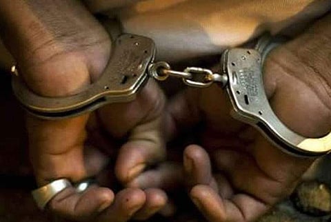 വിവാഹം മുടക്കാന് വരന് നഗ്നചിത്രങ്ങള് അയച്ചു; സീരിയല് നടന് അറസ്റ്റില്