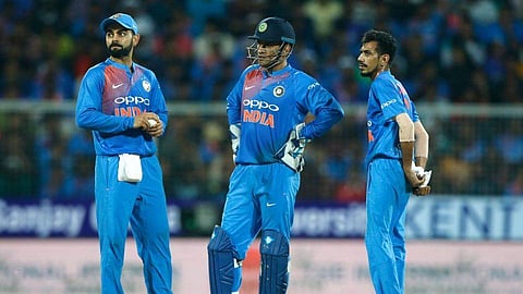 'കോഹ്ലിയും ധോണിയുമുണ്ട്; ലോകകപ്പ് നേടാന് സാധ്യതയുള്ള ടീമുകളില് ഇന്ത്യയാണ് ഒന്നാം സ്ഥാനത്ത്'- സൂപ്പര് സ്പിന്നര് പറയുന്നു