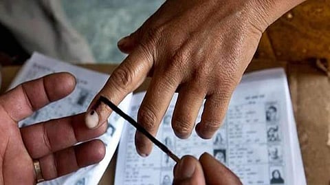 ഇന്ന് അഞ്ചാംഘട്ട വോട്ടെടുപ്പ്; 51 മണ്ഡലങ്ങള്, രാഹുലും സോണിയയും സ്മൃതിയും പോരിന്