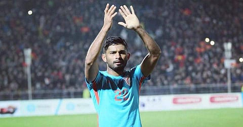 വിരമിക്കല് പ്രഖ്യാപനം പിന്നിലുപേക്ഷിച്ചു, അനസ് വീണ്ടും കളിക്കാനെത്തുന്നു; മനസ് മാറ്റിച്ചത് സ്റ്റിമാക്