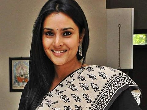 നിര്മ്മല സീതാരാമനെ പുകഴ്ത്തി; പിന്നാലെ ദിവ്യ സ്പന്ദനയുടെ ട്വിറ്റര് അക്കൗണ്ട് അപ്രത്യക്ഷമായി
