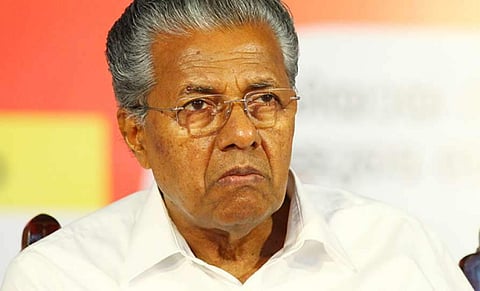 ഒറ്റപ്പെട്ട സംഭവങ്ങള് ആകെ നാണക്കേടുണ്ടാക്കുന്നു; ഉദ്യോഗസ്ഥരോട് സ്വരം കടുപ്പിച്ച് മുഖ്യമന്ത്രി