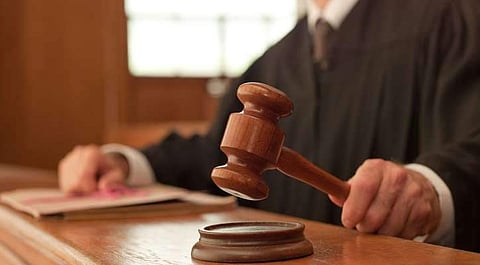 കന്നുകാലി ആക്രമണം; നിലമ്പൂരില് പരിക്കേറ്റ വിദ്യാര്ഥിനിക്ക് ഒരു ലക്ഷം രൂപ നഷ്ടപരിഹാരം നല്കാന് ഉത്തരവ്
