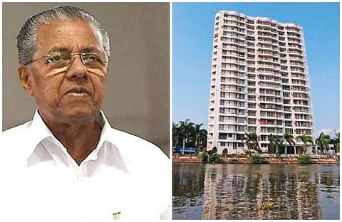 മരട് ഫ്ളാറ്റ് കേസിൽ പരിസ്ഥിതി മന്ത്രാലയം കക്ഷി ചേരണം; കേന്ദ്രമന്ത്രിയോട് ആവശ്യപ്പെട്ട് മുഖ്യമന്ത്രി