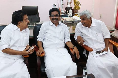 കെ വി തോമസും ഷാനിമോളും ഔട്ട് ? ; സ്ഥാനാര്ത്ഥി നിര്ണയത്തിനായി കെപിസിസി തെരഞ്ഞെടുപ്പ് സമിതി യോഗം ഇന്ന് ; കോന്നിയില് തര്ക്കം