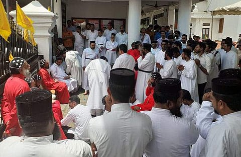 പള്ളിയില്നിന്ന് ഇറങ്ങില്ല, ഒരു വിശ്വാസിക്കും പോറല് പോലും ഏല്ക്കാന് അനുവദിക്കില്ലെന്നും യാക്കോബായ സഭാ നേതൃത്വം