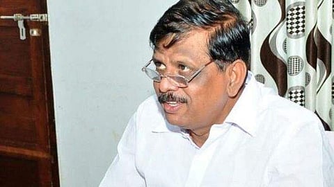 വട്ടിയൂര്കാവില് കെ മോഹന്കുമാര്; കോന്നിയില് പി മോഹന്രാജ്, അരൂര് ഐ ഗ്രൂപ്പിന്; കോണ്ഗ്രസില് അവസാന ചര്ച്ചകള്