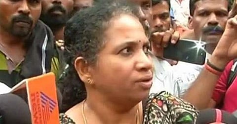 'ഇനി നട തുറക്കുമ്പോള് വിളിക്കണേ...' ; അയ്യപ്പനെ കാണാന് കഴക്കൂട്ടം സ്വദേശിനി മേരി സ്വീറ്റി വീണ്ടും പമ്പയില്
