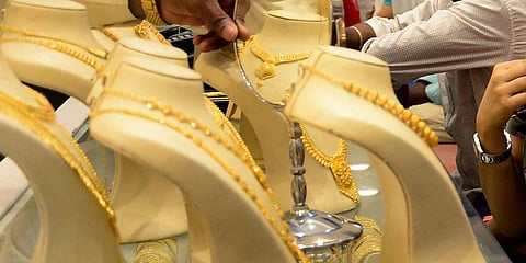 സ്വര്ണവിലയില് നേരിയ ആശ്വാസം; 30,000 രൂപയില് താഴെ