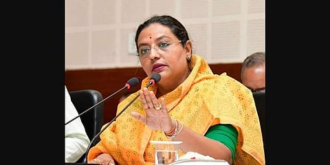പൊലീസ് കോൺസ്റ്റബിളിനെ മര്ദ്ദിച്ച കേസ്, മഹാരാഷ്ട്ര മന്ത്രിക്ക് കഠിന തടവും പിഴയും
