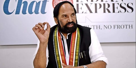 കോണ്ഗ്രസിന്റെ വമ്പന് തോല്വി : തെലങ്കാന പിസിസി പ്രസിഡന്റ് രാജിവെച്ചു