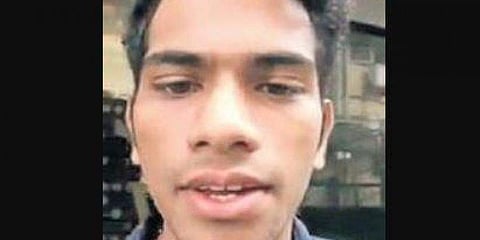ട്രെയിനില് പെണ്കുട്ടിയെ ശല്യം ചെയ്തയാളുടെ മൂക്ക് ഇടിച്ച് തകര്ത്തുവെന്ന് വ്യാജ വീഡിയോ;രക്ഷകന് ചമഞ്ഞ വിദ്യാര്ത്ഥിയെ അറസ്റ്റ് ചെയ്തു