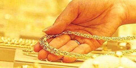 വീണ്ടും വര്ധന; കൊറോണ ഭീതിയില് സ്വര്ണത്തിന് 'പ്രിയമേറുന്നു'