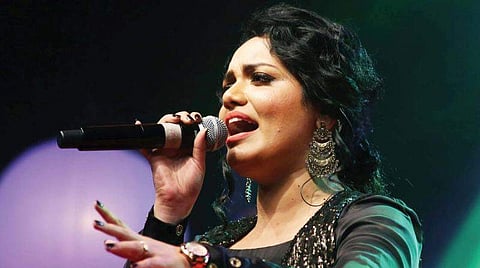 'കുട്ടികൾ പ്രായത്തിൽ കവിഞ്ഞ വികാരം കാണിക്കുന്നു, അത് ക്യൂട്ടല്ല'; ഇന്റർനെറ്റിൽ നിറയെ ലൈംഗിക ആസക്തിയുള്ളവരെന്ന് ജ്യോത്സ്ന
